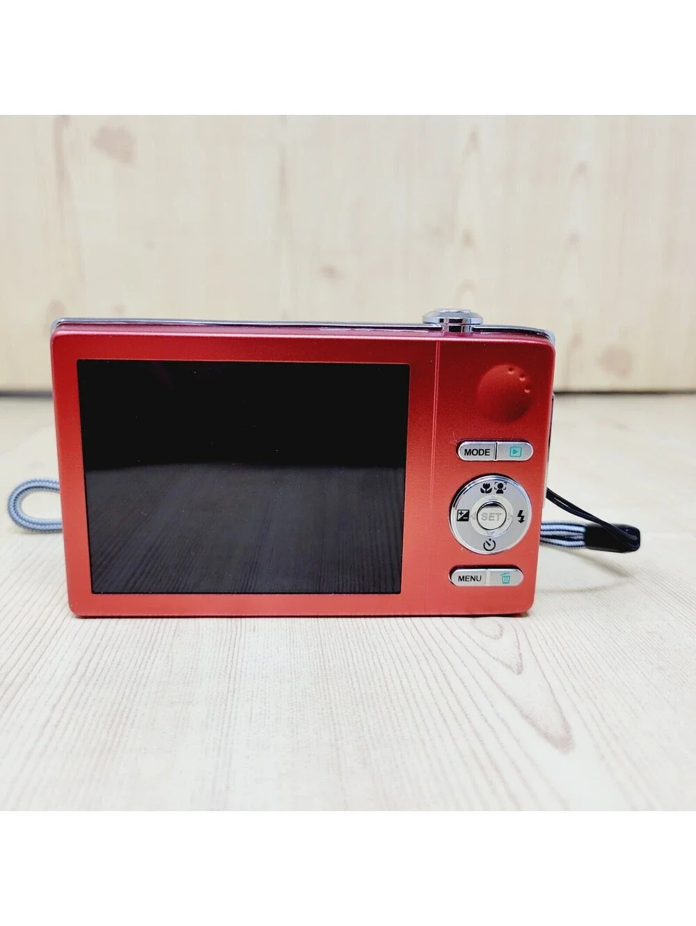 Sanyo VPC-T1496 14.0MP Digital Camera Red with Battery. NO CHARGER OR SD CARD